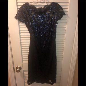 EUC Tadashi Shoji Lace Applique Cap-Sleeve Dress